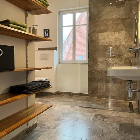 Apartment Weinzeit4 - Premium Auszeit Im Stiftsweingut Frank Meyer *